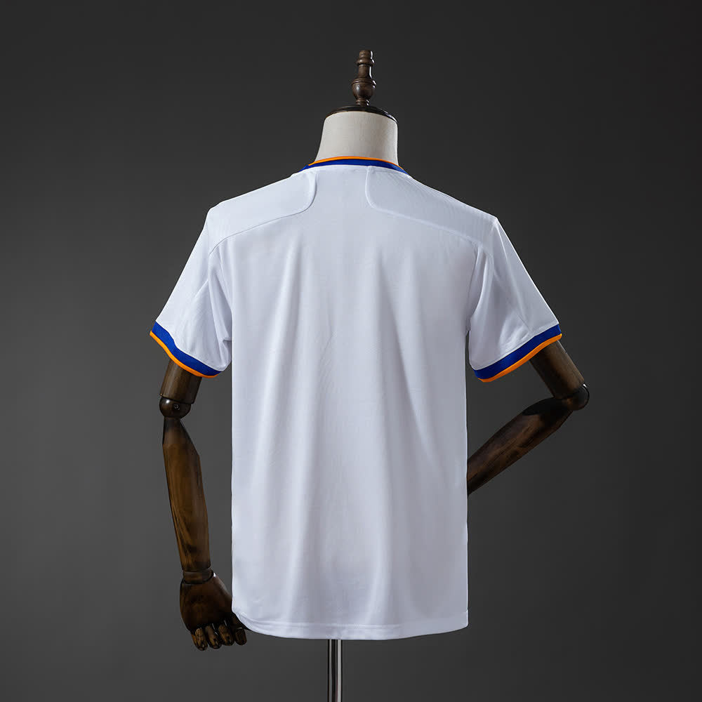 Camiseta Real Madrid 21/22 Local Retro - Vista posterior