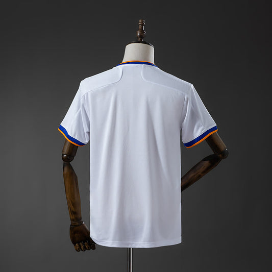 Camiseta Real Madrid 21/22 Local Retro - Vista posterior
