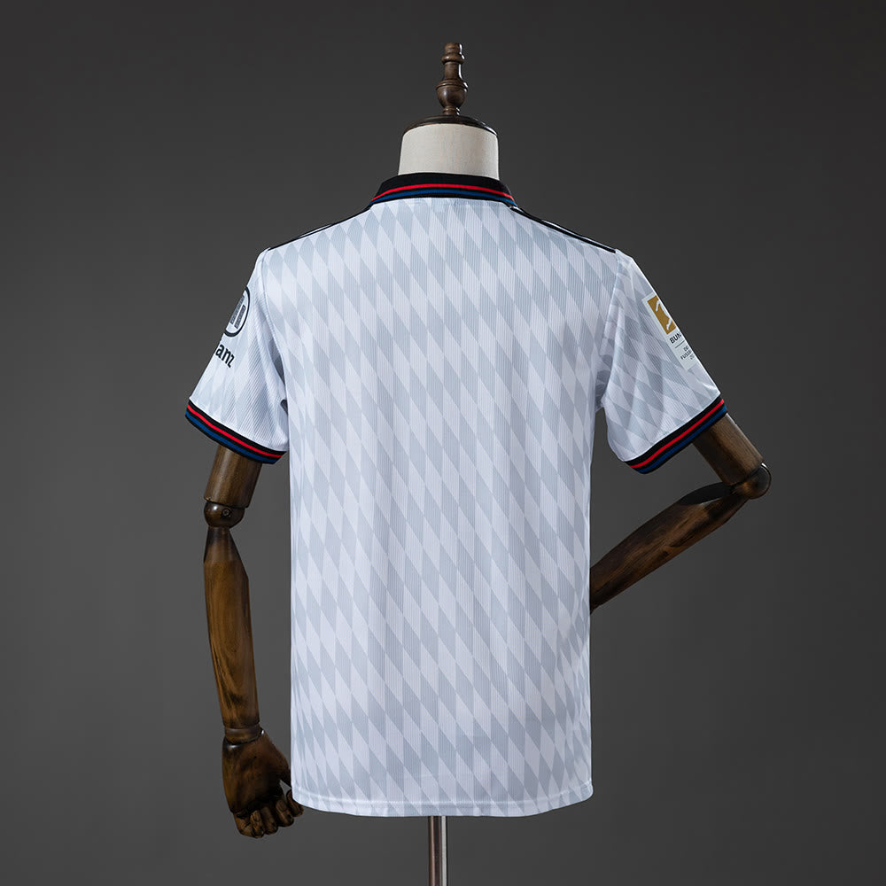 Camiseta Bayern Munich 26/27 Visitante - Vista posterior