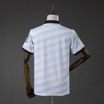 Camiseta Bayern Munich 26/27 Visitante - Vista posterior