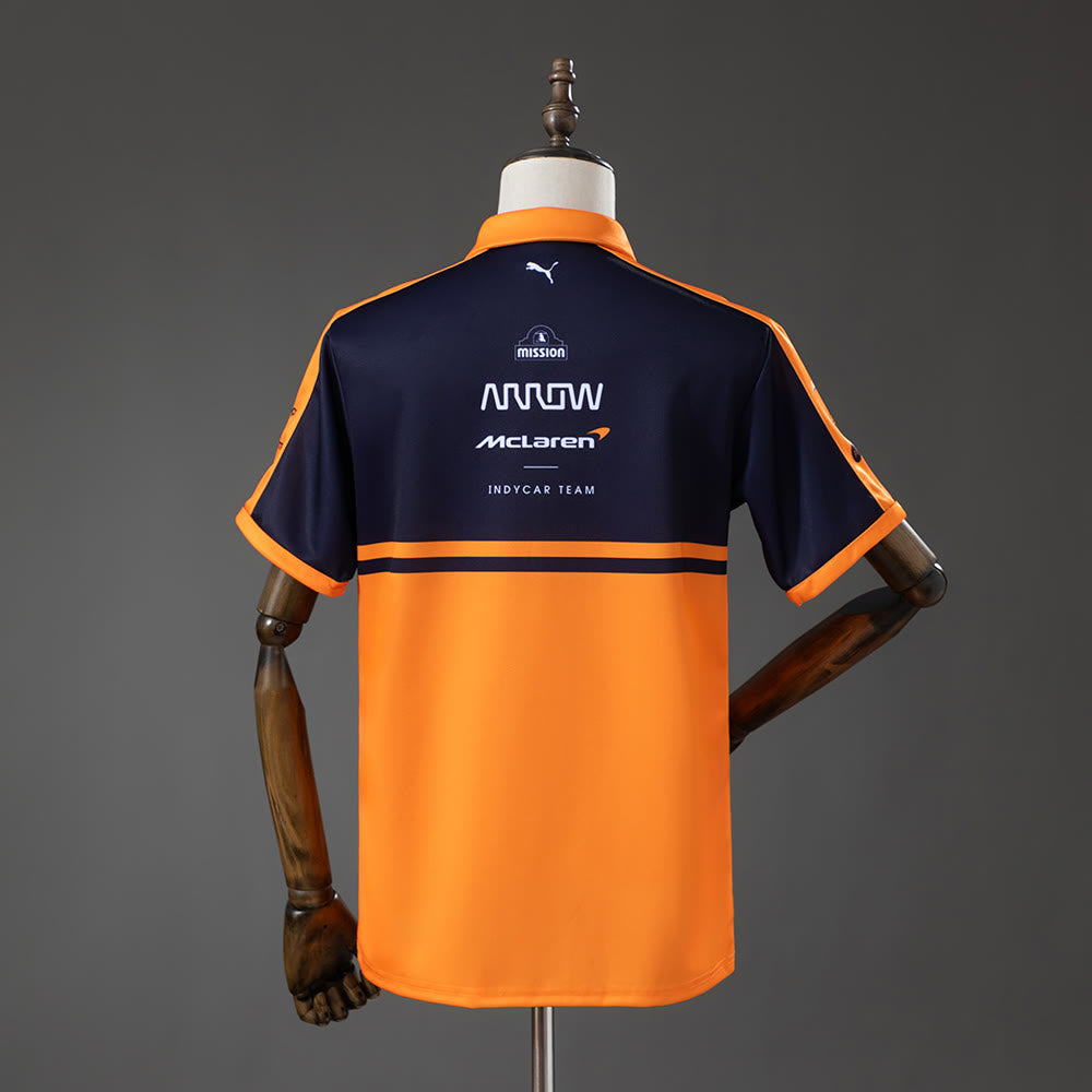 Polo McLaren Racing 2026 F1 - Vista posterior