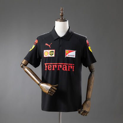 Polo Scuderia Ferrari 2025 F1 Negro - Vista frontal