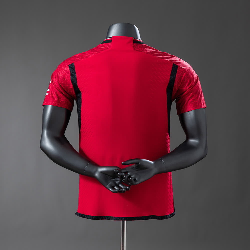 Camiseta Manchester United 23/24 Local Retro - Vista posterior