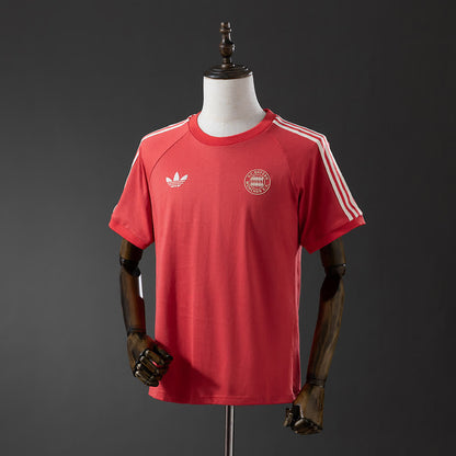 Camiseta Bayern Munich Adicolor Rojo Retro - Vista frontal