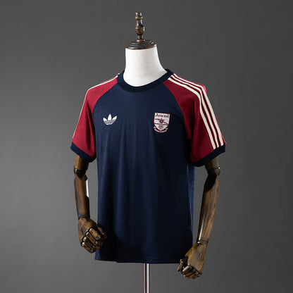Camiseta Arsenal Adicolor Azul Marino Retro - Vista frontal