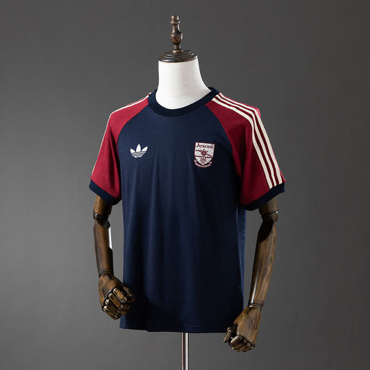 Camiseta Arsenal Adicolor Azul Marino Retro - Vista frontal