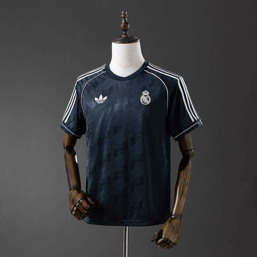 Camiseta Real Madrid Originals Gris Retro - Vista frontal