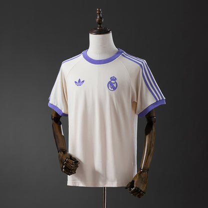 Camiseta Real Madrid Originals Beige Retro - Vista frontal