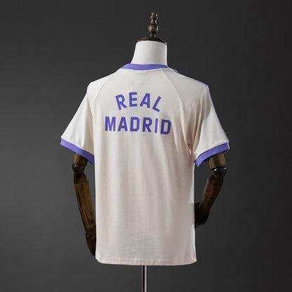 Camiseta Real Madrid Originals Beige Retro - Vista posterior