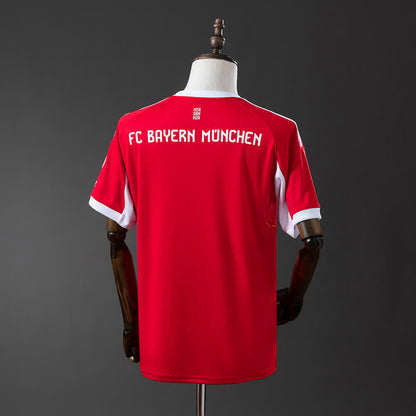 Camiseta Bayern Munich 25/26 Local - Vista posterior