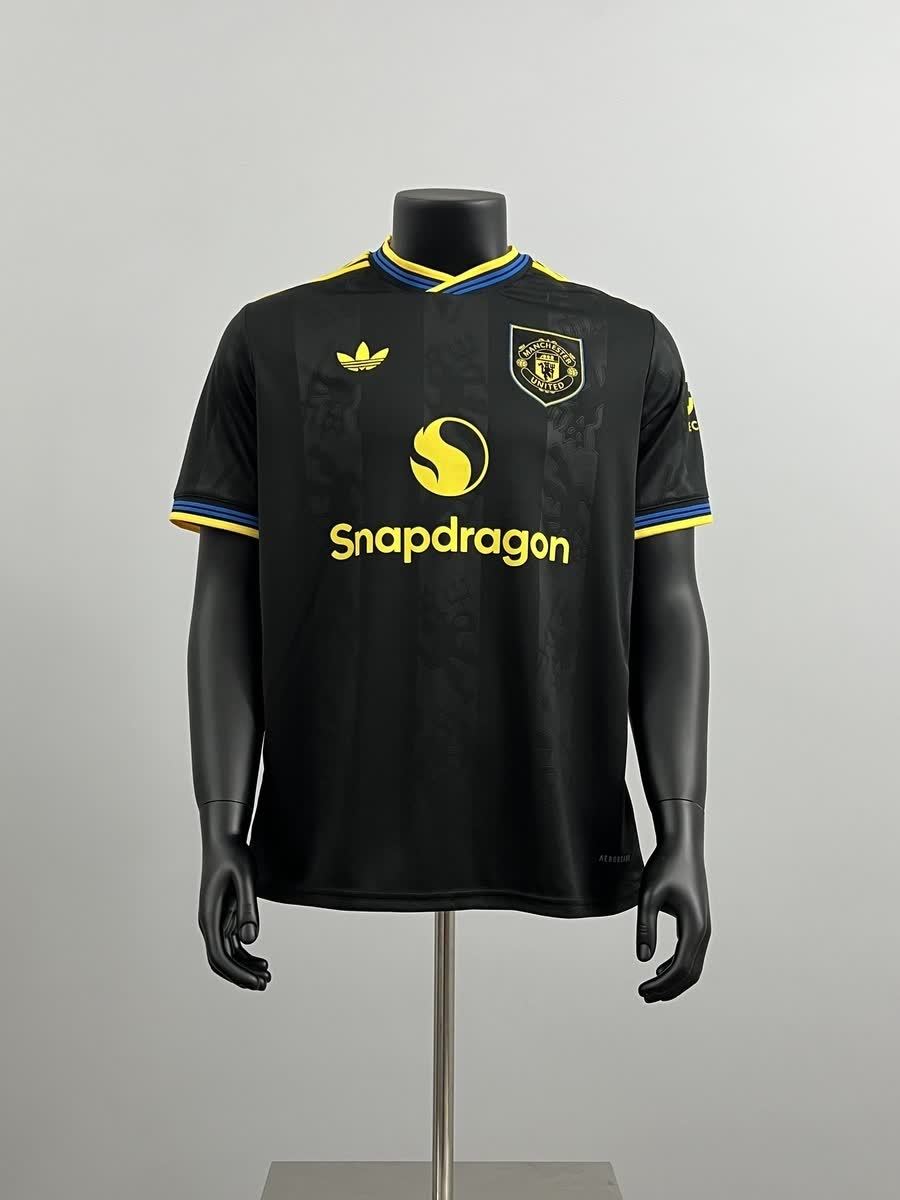 Camiseta Manchester United 25/26 Tercera - Vista frontal