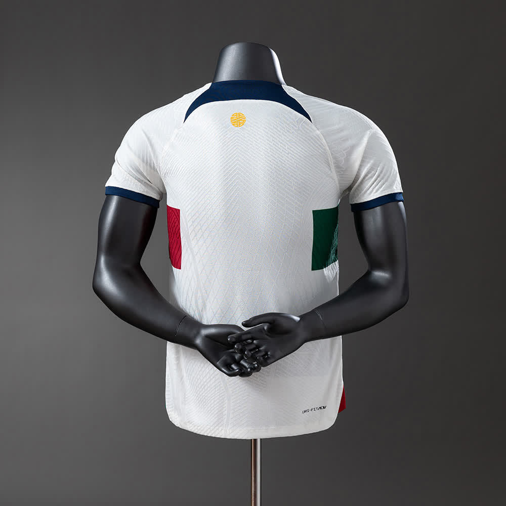 Camiseta Portugal 2022 Visitante Retro - Vista posterior