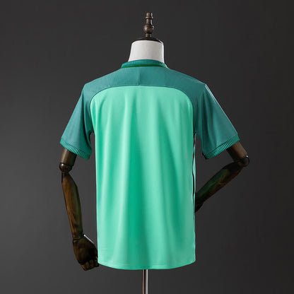 Camiseta Portugal 2016 Visitante Retro - Vista posterior
