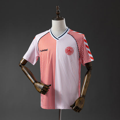 Camiseta Dinamarca 1986 Visitante Retro - Vista frontal