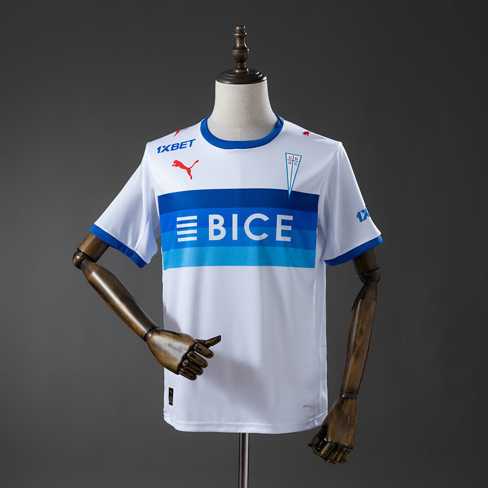 Camiseta Universidad Católica 26/27 Local - Vista frontal