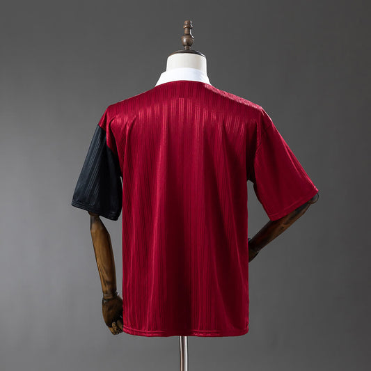 Camiseta Oasis 1996 Retro Roja - Vista posterior