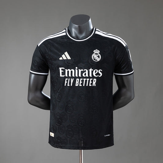 Camiseta Real Madrid 26/27 Edición Especial Negro, Versión Jugador - Vista frontal