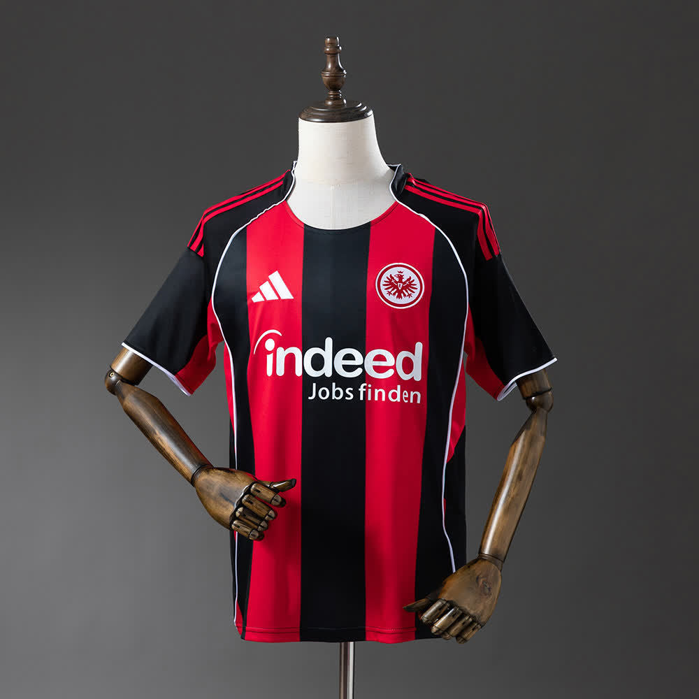 Camiseta Eintracht Frankfurt 25/26 Local - Vista frontal