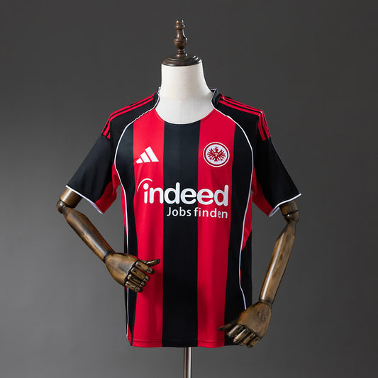 Camiseta Eintracht Frankfurt 25/26 Local - Vista frontal