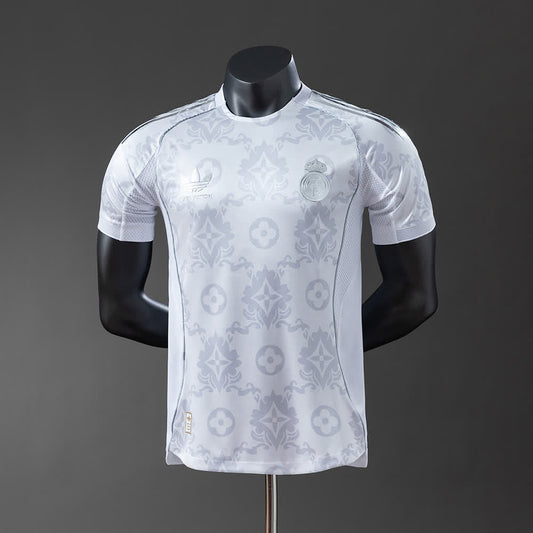 Camiseta Real Madrid 25/26 Galaxy Lights Edición Especial, Versión Jugador - Vista frontal
