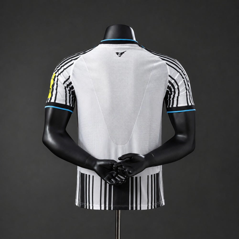 Camiseta Newcastle United 26/27 Local, Versión Jugador - Vista posterior
