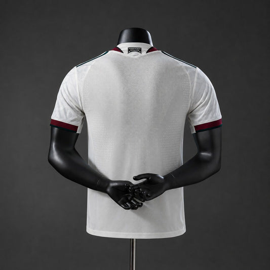 Camiseta Manchester United 26/27 Visitante, Versión Jugador - Vista posterior