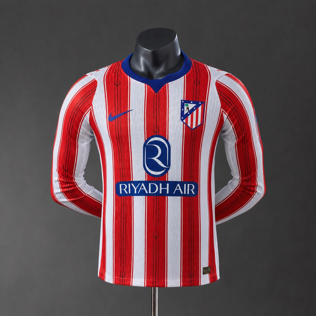 Camiseta Atlético de Madrid 26/27 Local Manga Larga, Versión Jugador - Vista frontal