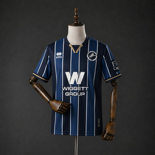 Camiseta Millwall 26/27 Local - Vista frontal