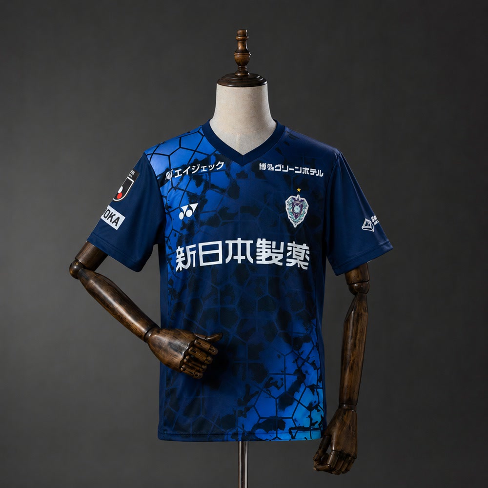 Camiseta Avispa Fukuoka 26/27 Local - Vista frontal
