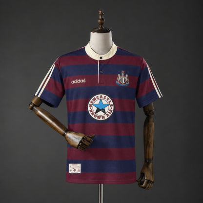 Camiseta Newcastle United 95/96 Visitante Retro - Vista frontal