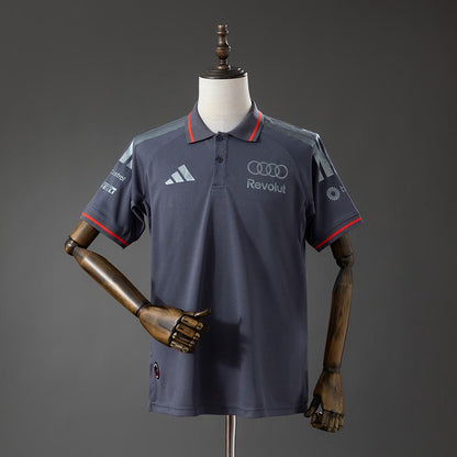 Polo Audi Revolut F1 Team 2026 Gris Oscuro - Vista frontal