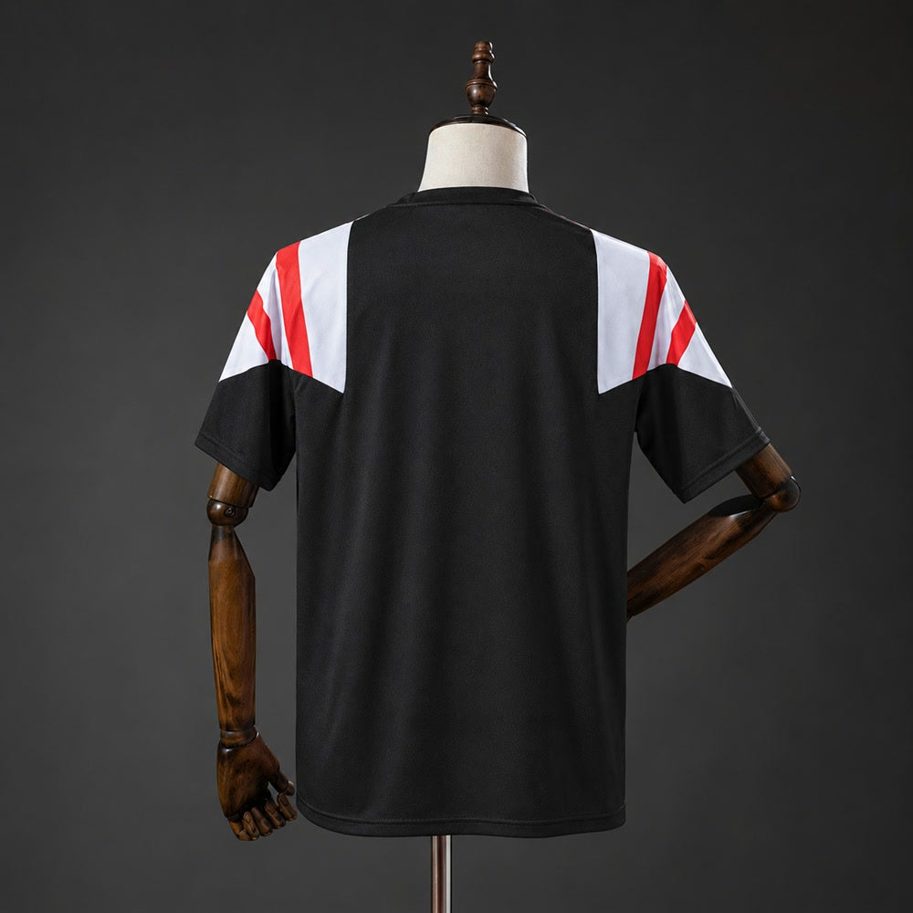 Camiseta Colo-Colo 26/27 EQT Negra - Vista posterior