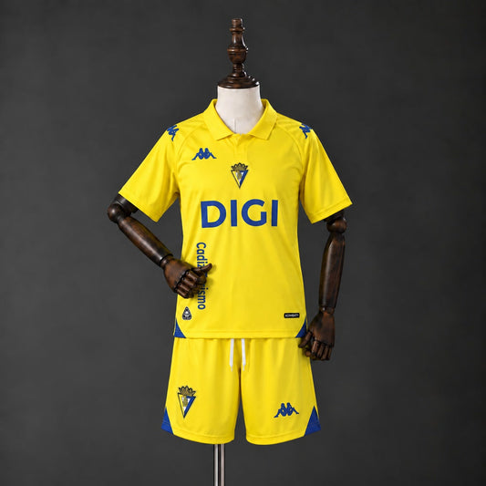Equipación para Niños Cádiz CF 26/27 Local - Vista frontal