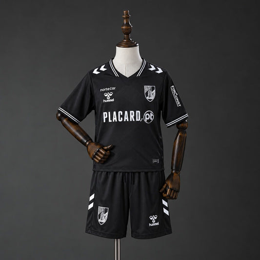 Equipación para Niños Famalicão 26/27 Visitante - Vista frontal